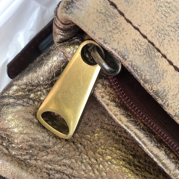 FOSSIL LEATHER LARGE BOHO SHOULDER BAG, distressed bronze, zippers - Picture 9 of 12